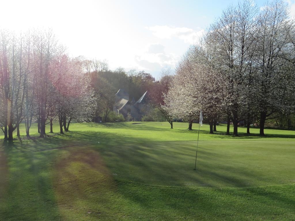 Golf & Hotel De Falnuee Mazy Dış mekan fotoğraf