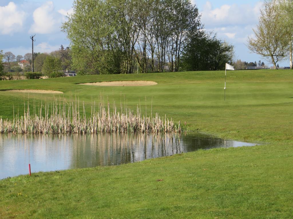 Golf & Hotel De Falnuee Mazy Dış mekan fotoğraf